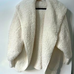 Nordic Beach Teddy Wrap Jacket